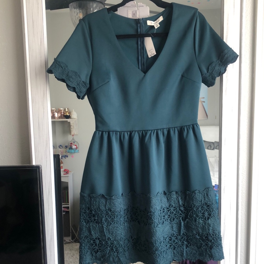 Elegant Teal Lace Trim Dress